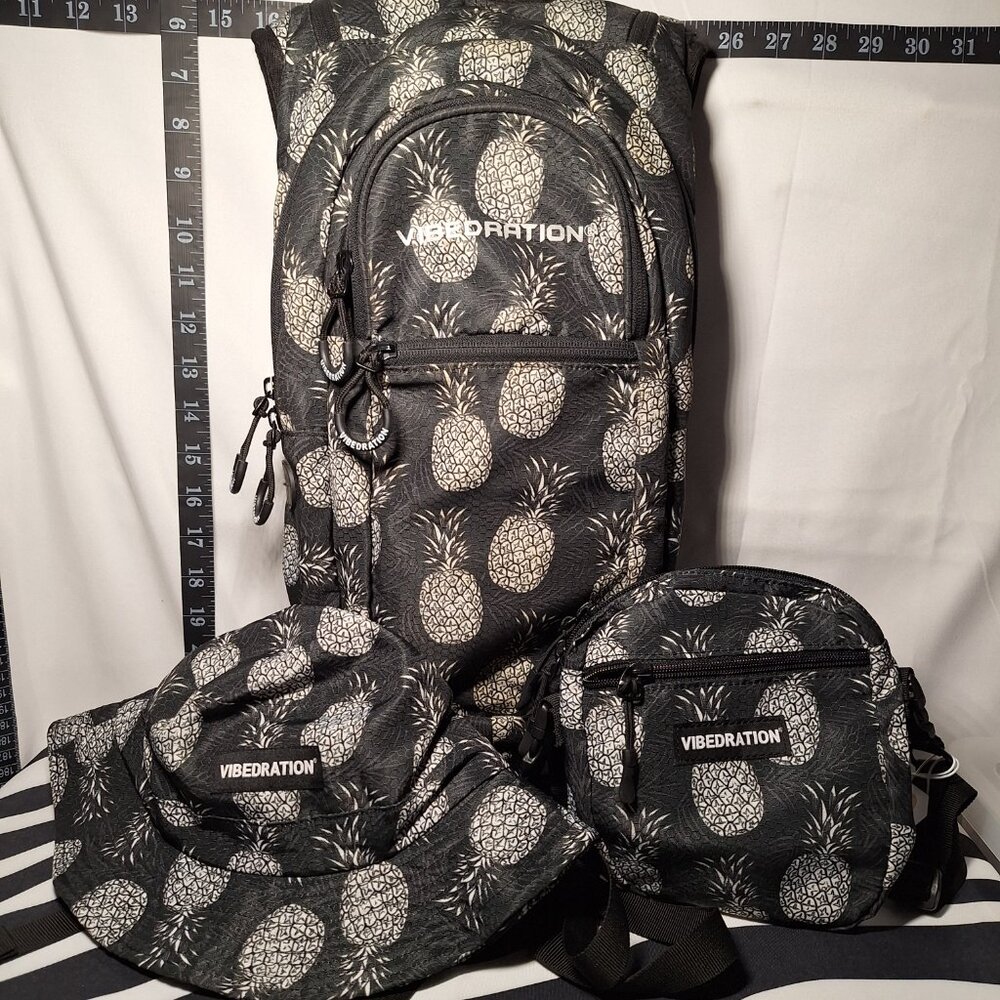 Vibedration Hydration Backpack w/o bladder with Hat & Bag - blk wht pineapple